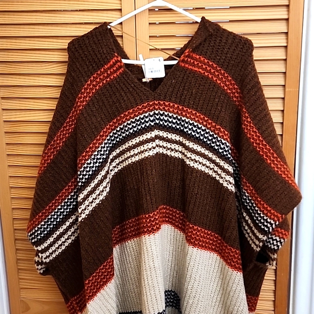 Free People knit hooded poncho NWT